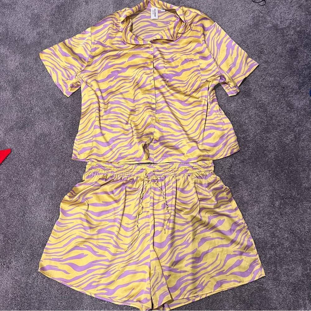 Yellow and Purple Zebra Print Women's Set